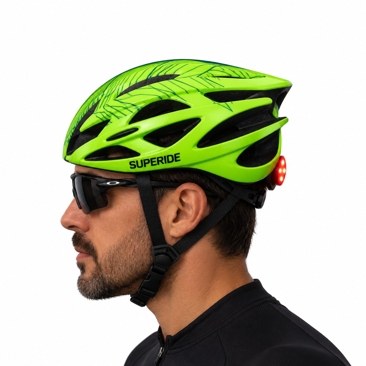 Capacete que abafa vira capacete que fica em casa.